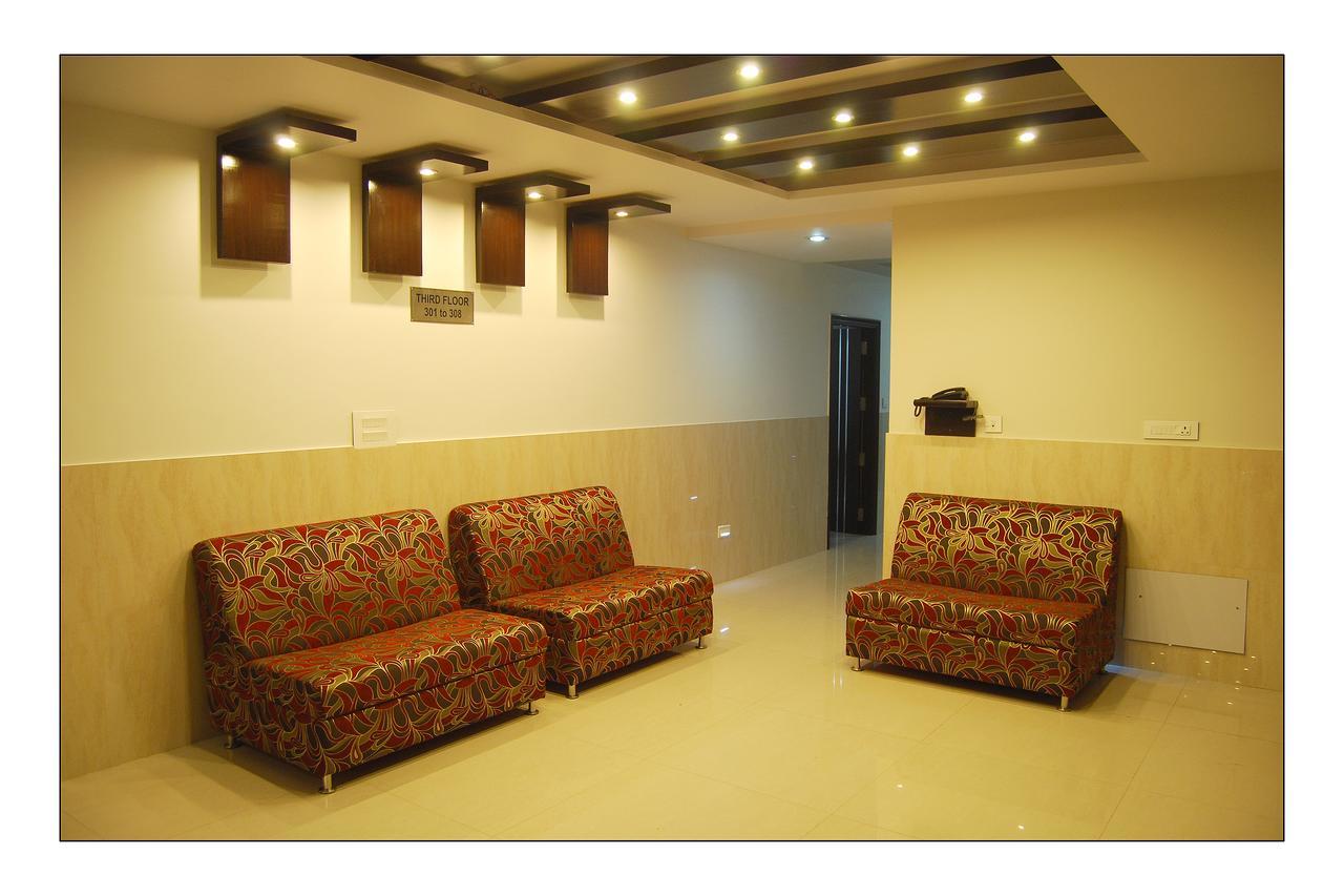 Hotel Jinendra Palace Jaipur Dış mekan fotoğraf