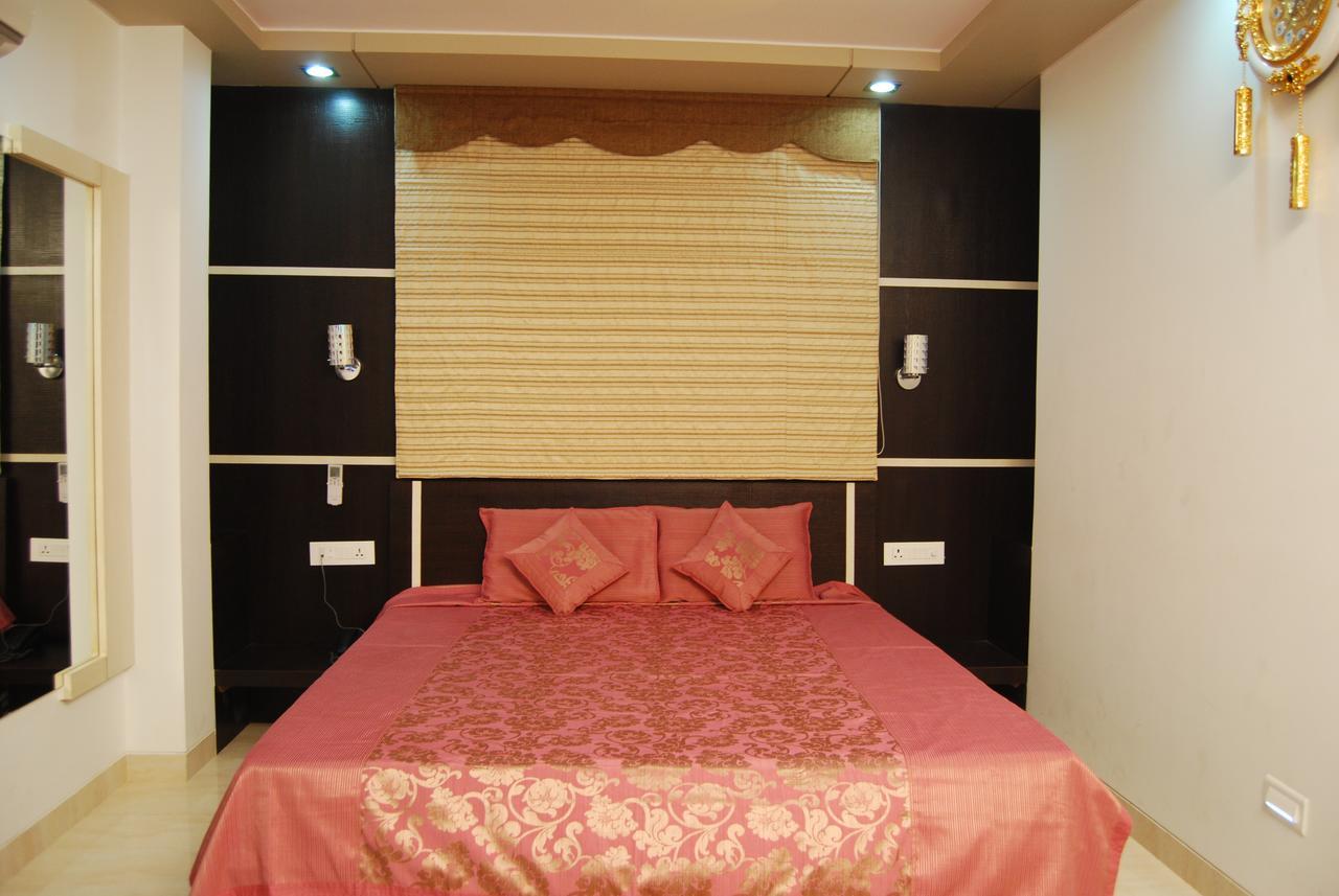 Hotel Jinendra Palace Jaipur Dış mekan fotoğraf