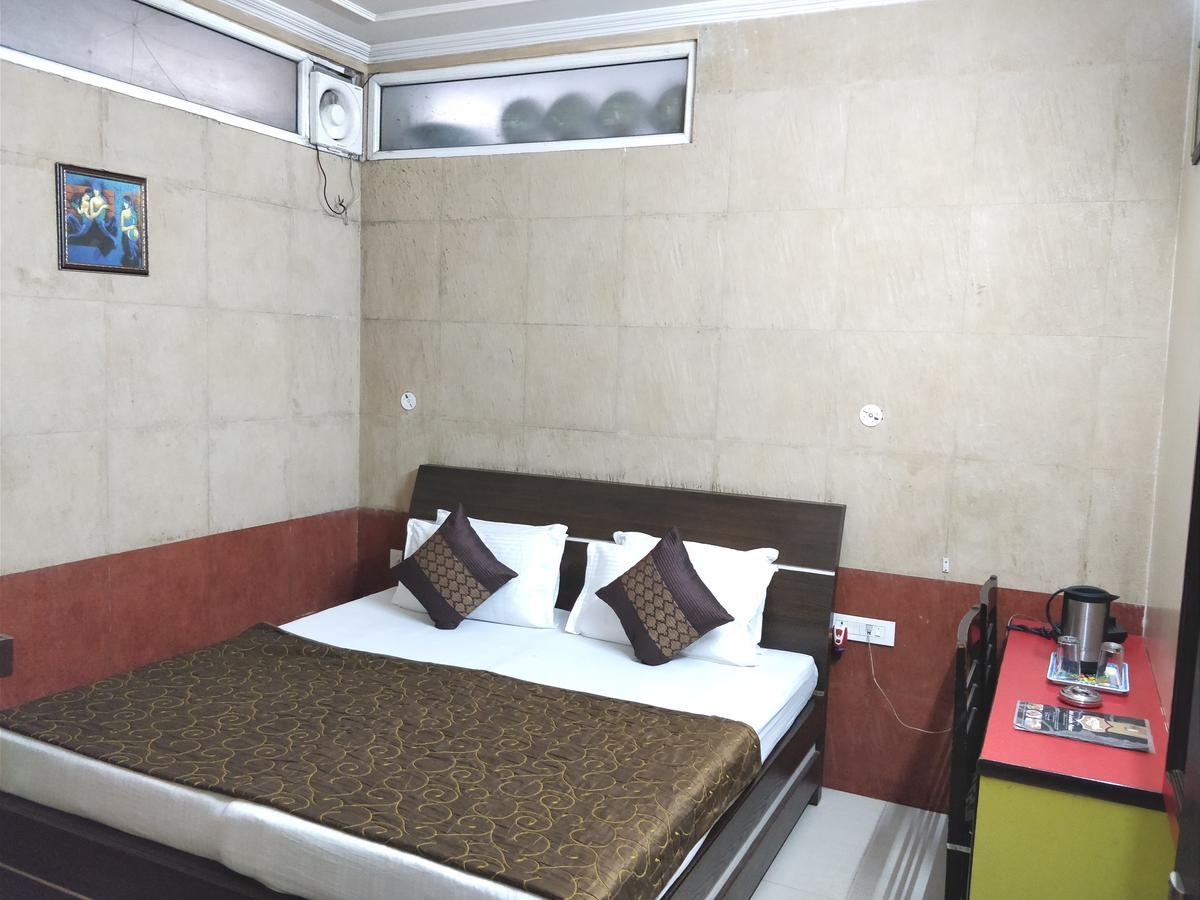 Hotel Jinendra Palace Jaipur Dış mekan fotoğraf