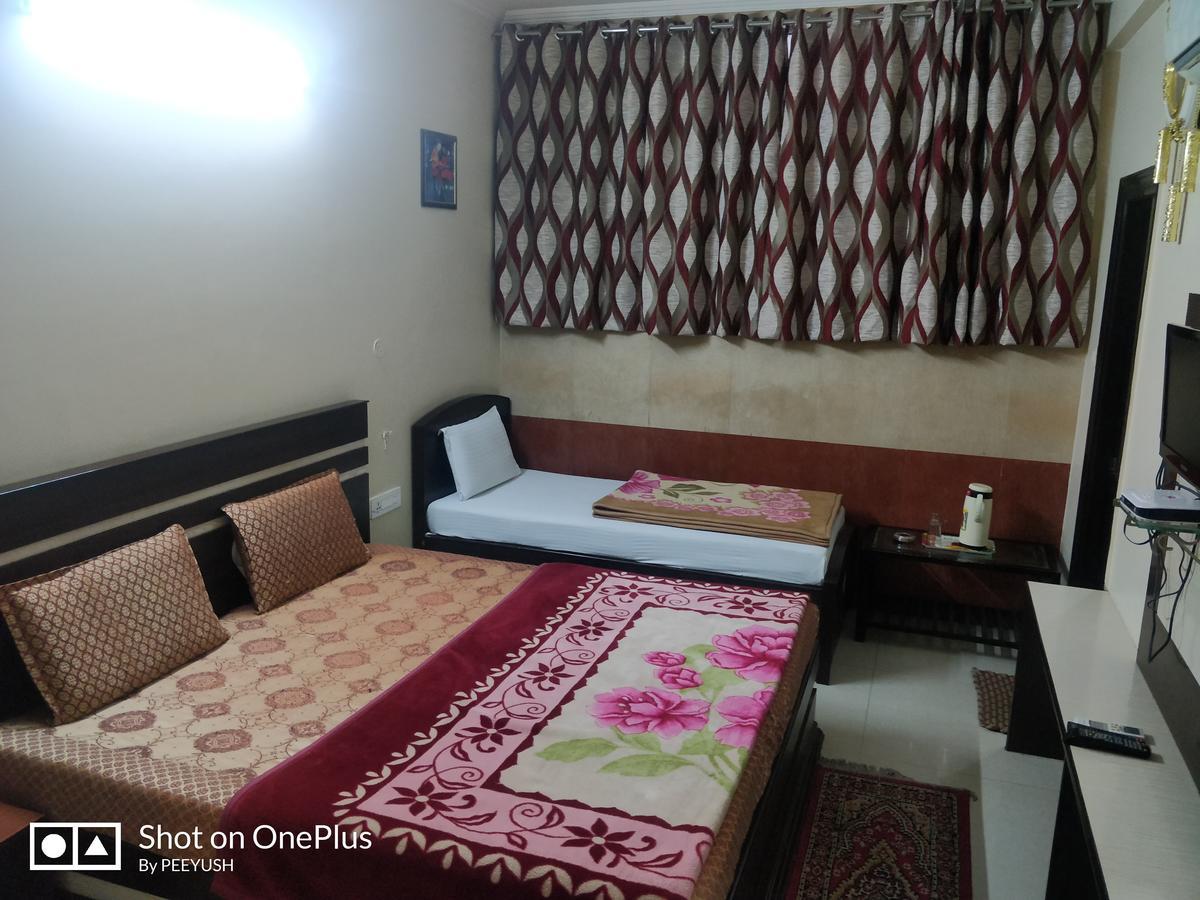 Hotel Jinendra Palace Jaipur Dış mekan fotoğraf
